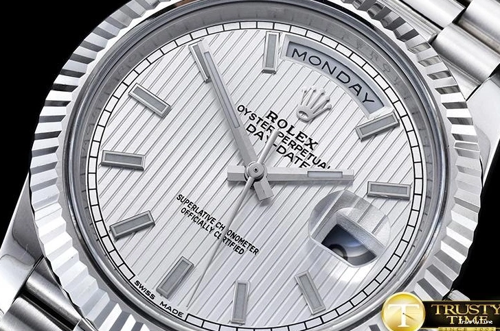 1215 Fashionable RDD0202C – DayDate 40mm 667